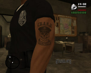 Hình xăm biểu tượng băng đảng của đơn vị C.R.A.S.H. trong game GTA San Andreas